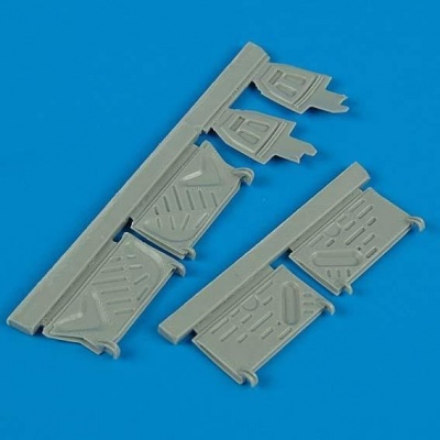 1/48 F4U-1 Corsair undercarriage covers