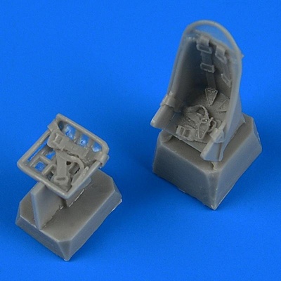 1/72 Ju 87 Stuka seats with safety betls