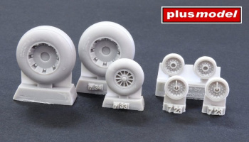 PBY Privateer wheels groved 1/72 - Plus Model