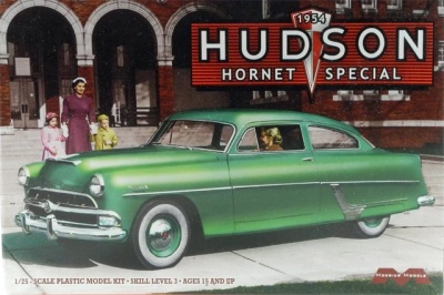 Hudson Hornet Special 1/25 - Moebius Models