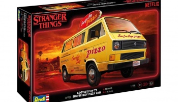 Plastic ModelKit STRANGER THINGS auto 07725 - VW T3 Bus "Surfer Boy" (1:25) - Revell