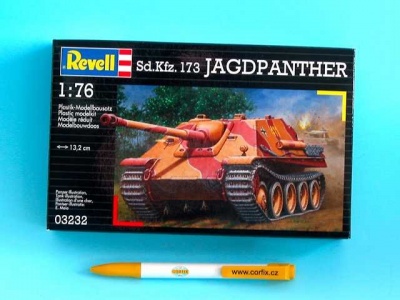 Plastic ModelKit tank 03232 - Jagdpanther (1:76) - Revell