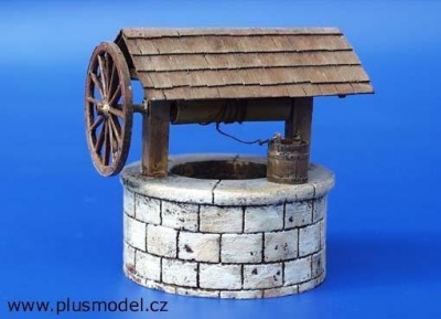 Well with well winch 1/35 - Plus Model